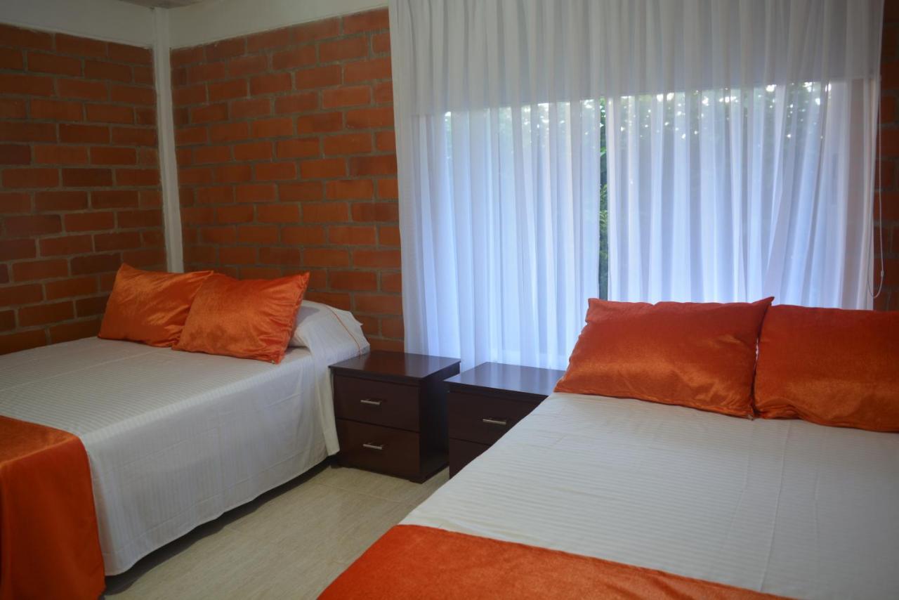 Hotel Campestre Sueno Del Abuelo ペレイラ エクステリア 写真